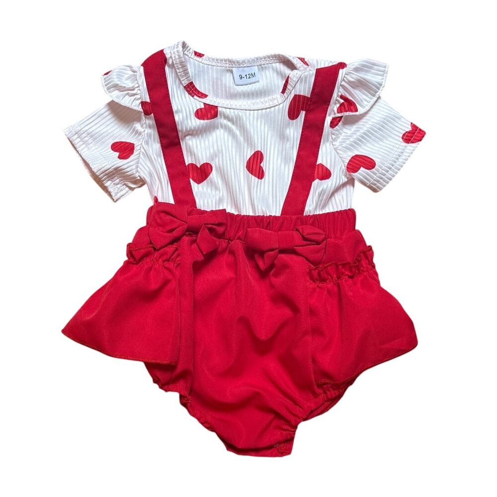 Boutique white ribbed red heart short sleeve overall baby bubble SIZE 9-12‎